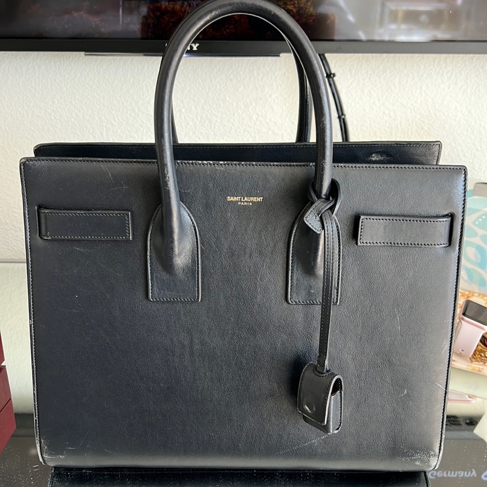 Authentic Saint Laurent Sac Du Jour (Medium)